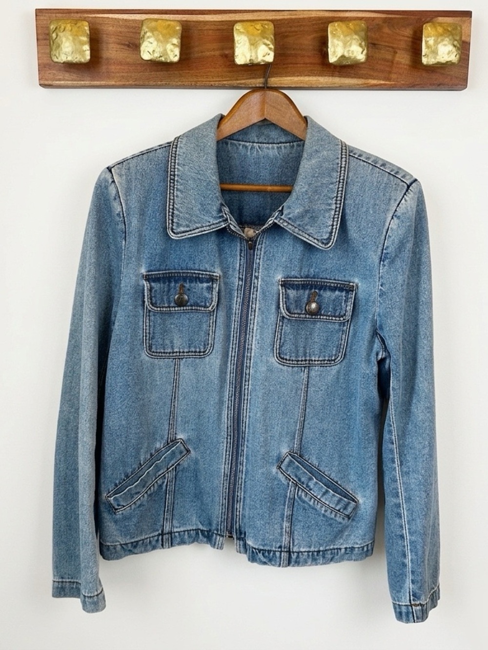 Vintage Fitted Denim Jacket (not Boxy) Ellabee Zip Front Model Off Duty